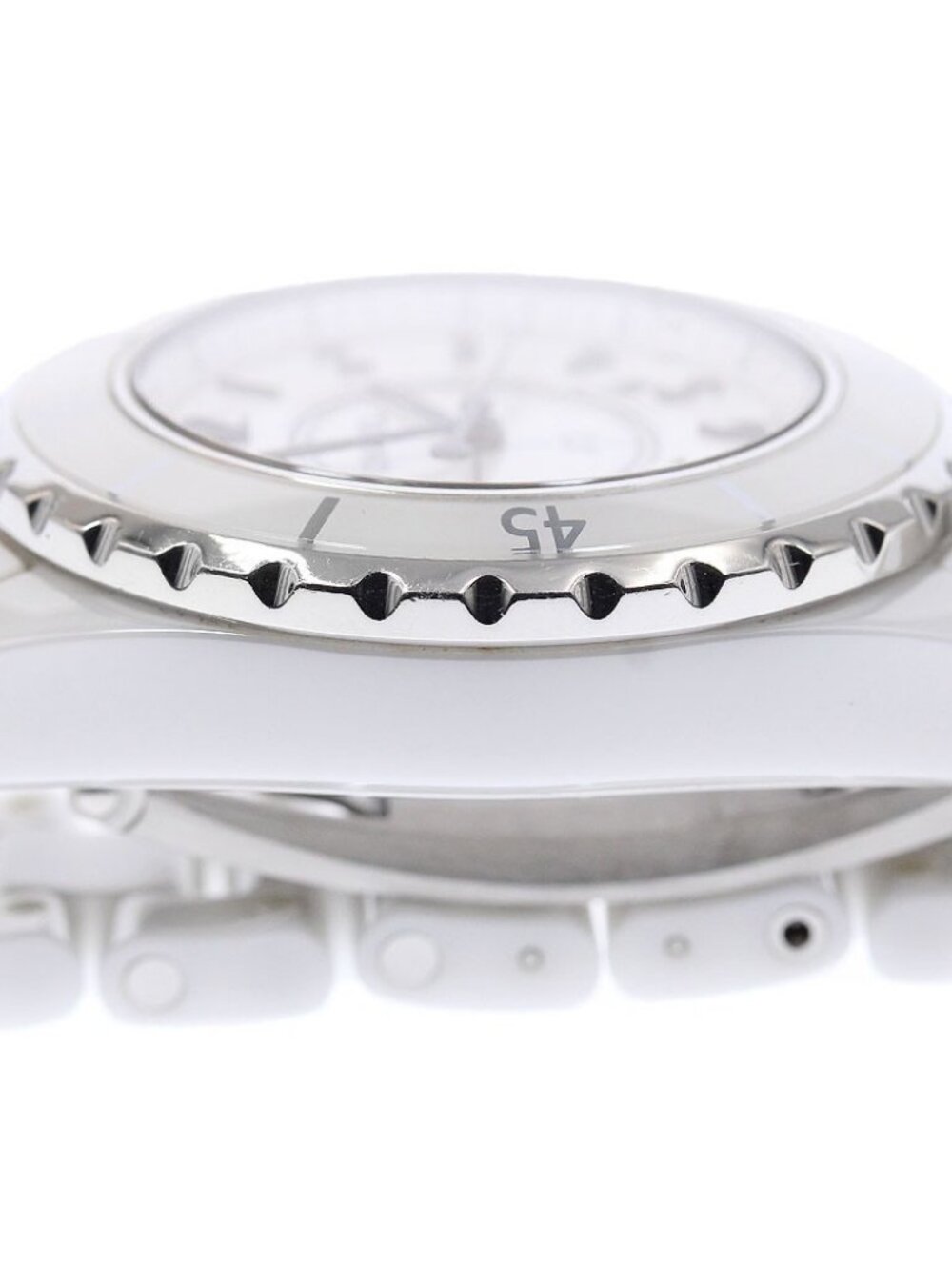 CHANEL J12 - Picture 13 of 13